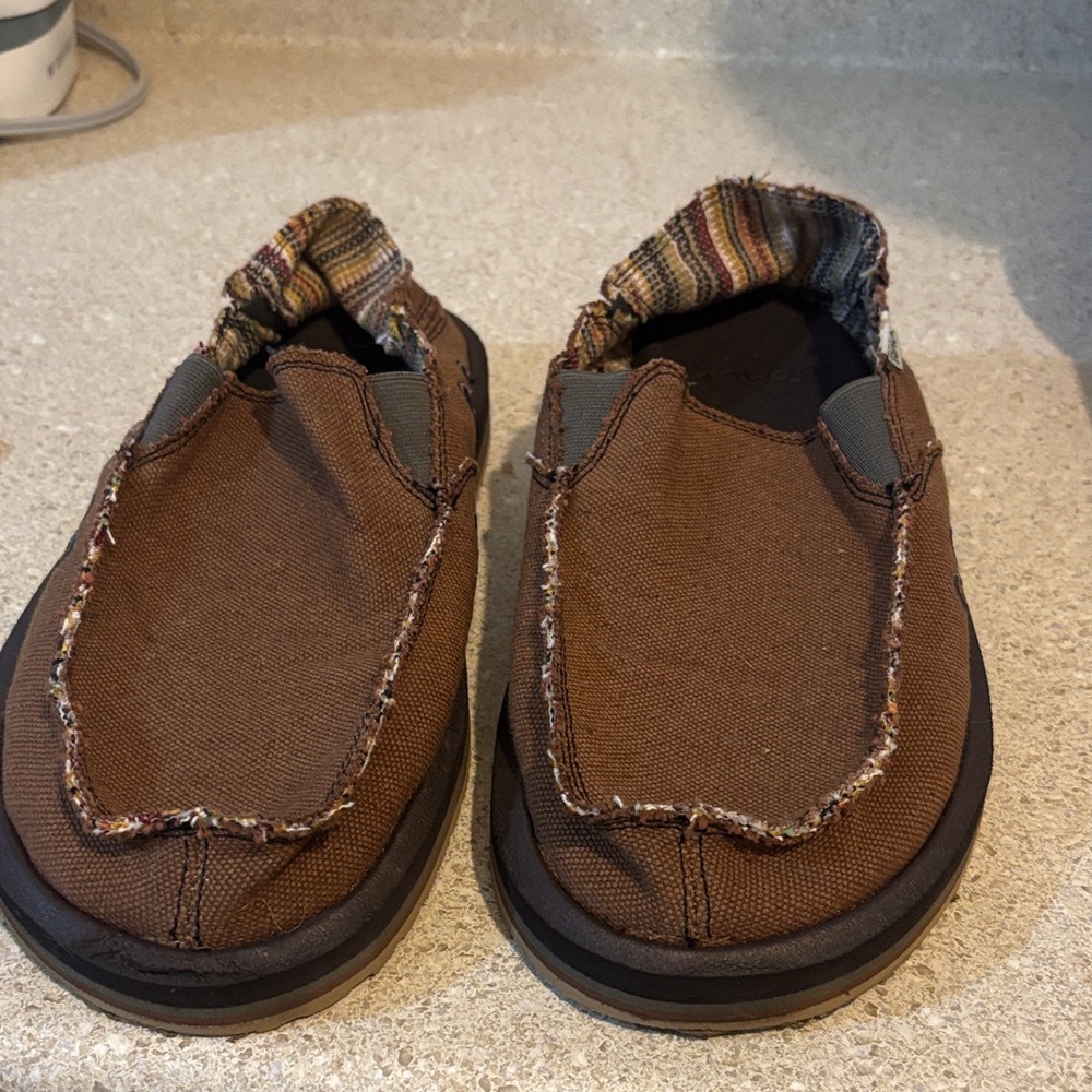 Sanuk Brown Slip-On Canvas Loafers - never worn